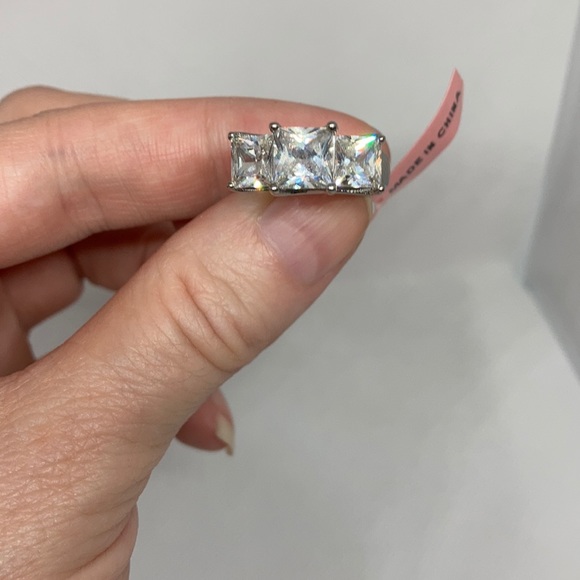 Simulated diamond & black diamond rings J-38 - Picture 4 of 11